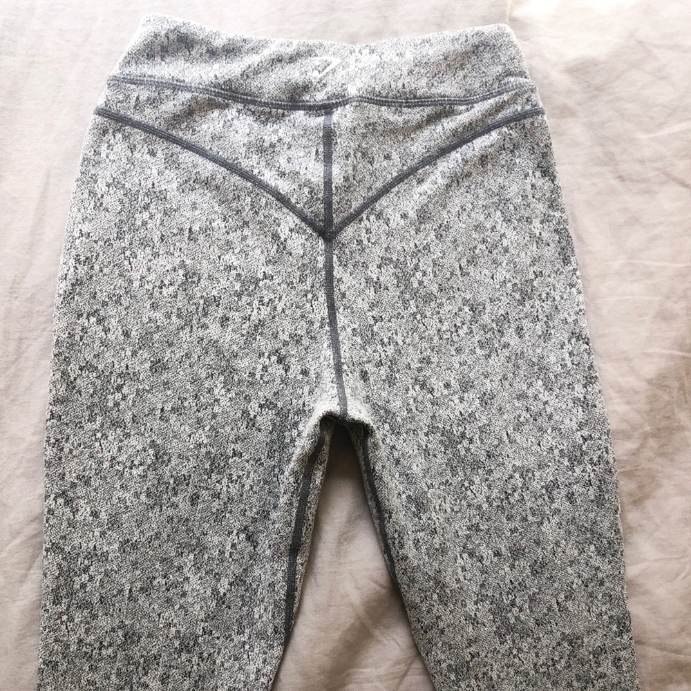 Gymshark fleur legging in small